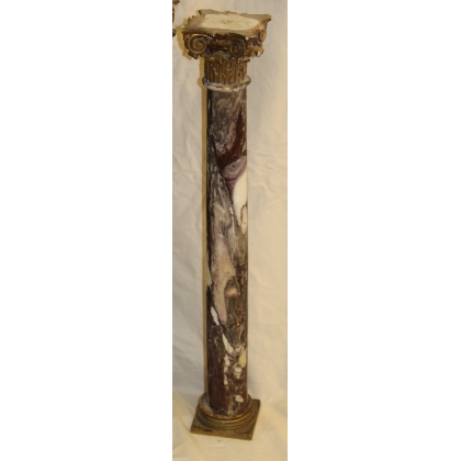 Colonne en marbre brèche rouge