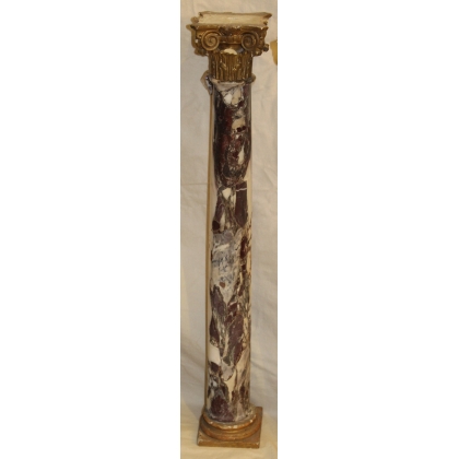 Colonne en marbre brèche rouge