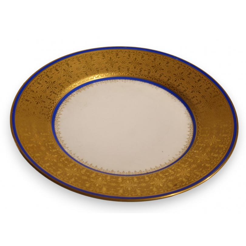 Assiette en porcelaine de Limoges