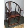 Paire de fauteuils chinois fer à cheval