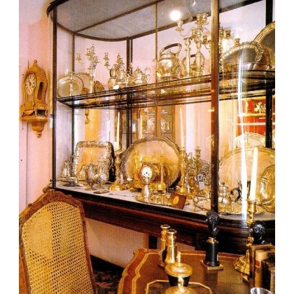 Grande vitrine française style Louis XVI en laiton