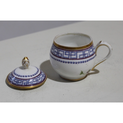 Pot à entremets en porcelaine de Nyon