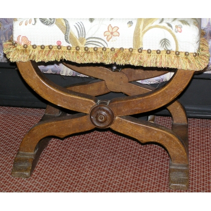 Pair of Louis XIII stools. On  Moinat SA  - Antiques and home décor