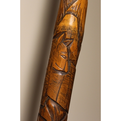 Canne en bambou sculpté, pommeau racine