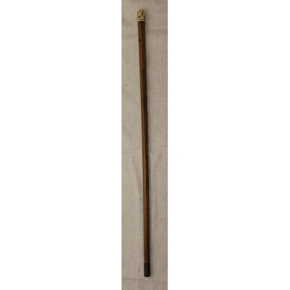 Canne avec pommeau "Netsuke", fût en jonc