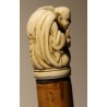 Canne avec pommeau "Netsuke", fût en jonc