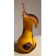 Vase en pate de verre jaune décor violet