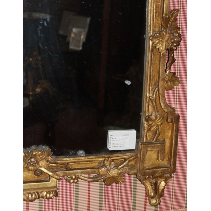 Espejo Luis XVI dorado. En  Moinat SA  - Antigüedades y decoración