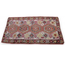 Tapis Kilim décor hexagones rouge et jaune