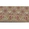 Tapis Arraiolos décor fleurs rose fond beige