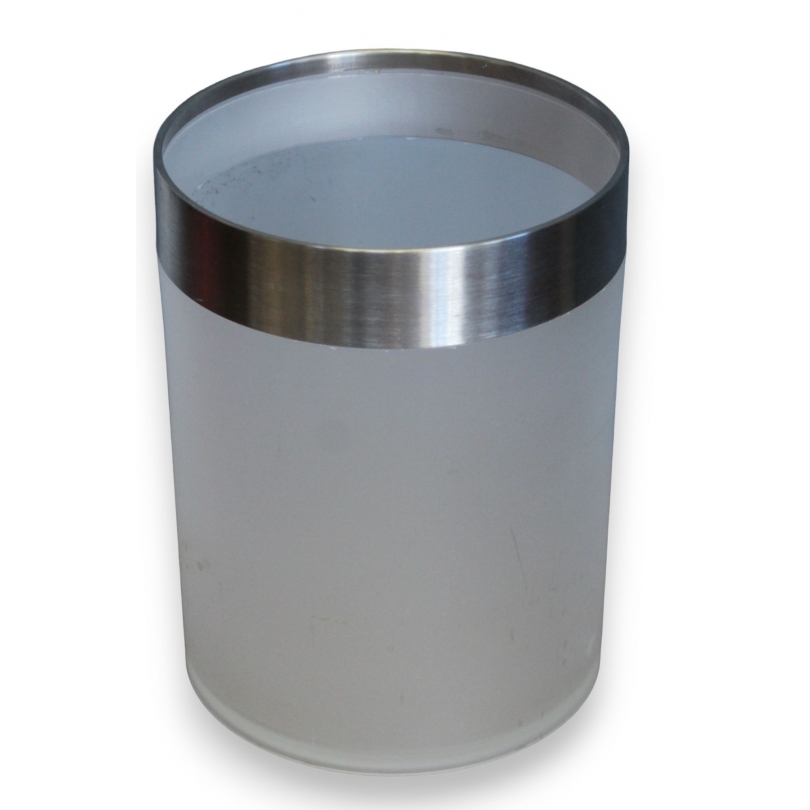Plastic and brushed metal ice bucket
