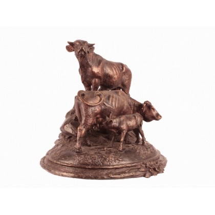 Bronze sculpture ‘Cow, Bull and Calf’