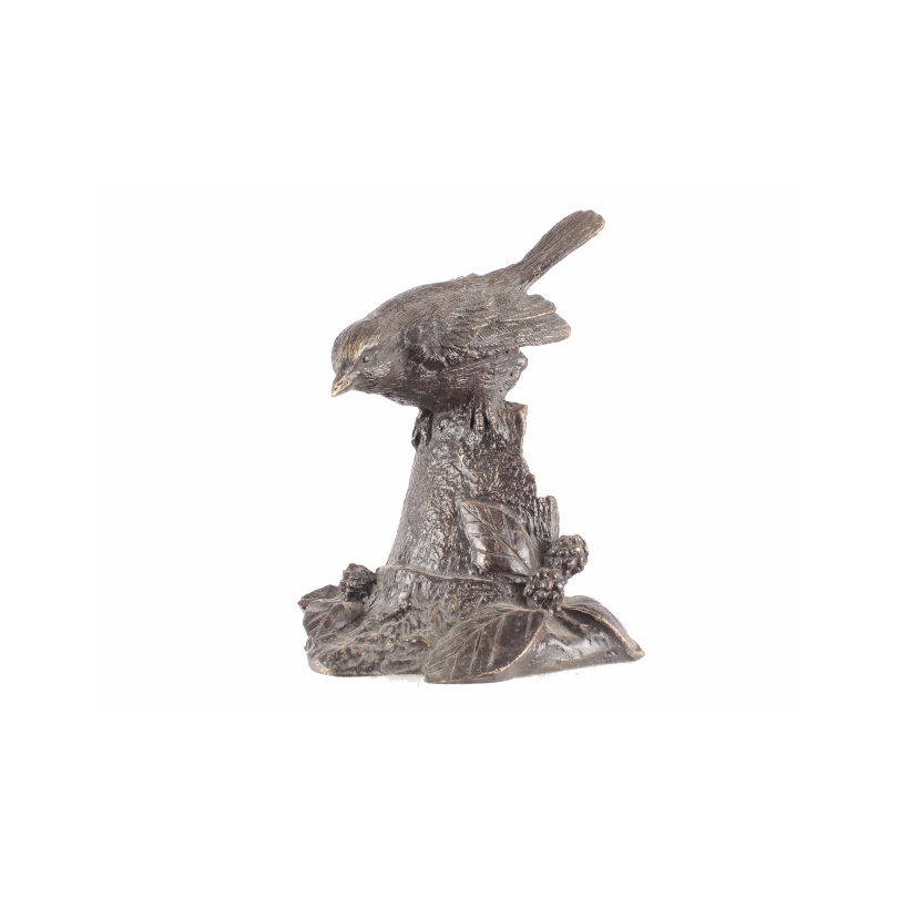 Moineau sur une souche en bronze