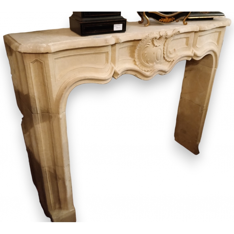 Stylised limestone fireplace by Moinat SA – Antiques and home décor