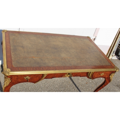 Bureau plat style Louis XV signé SORMANI