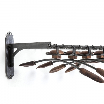 Cosmopolitan wall-mounted coat rack