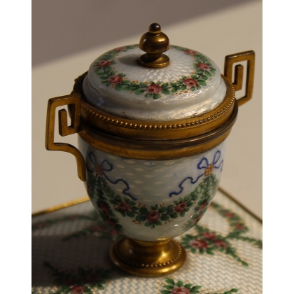 Enamelled bronze inkwell with a rose motif