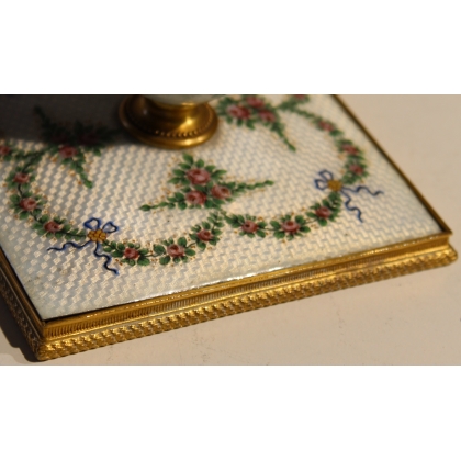 Enamelled bronze inkwell with a rose motif