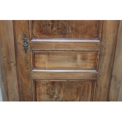 Encoignure, porte d'armoire ancienne