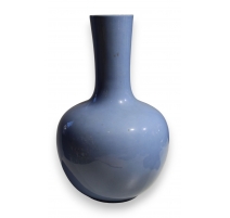 Vase en porcelaine bleue