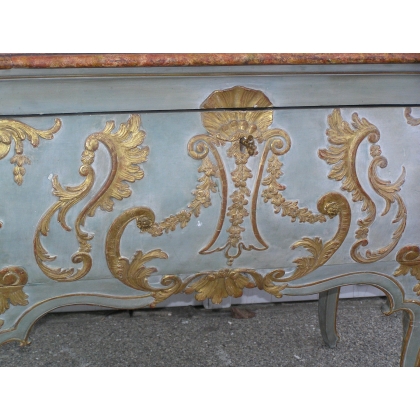  Commode Baroque. sur  Moinat SA  - Antiquités décoration