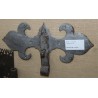 Paire de charnières "Fleur de lys" en fer forgé