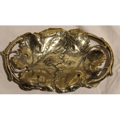 ‘Vine Leaves’ bowl in polished brass at Moinat SA – Antiques and home décor