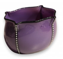 Coupe en verre violet et noir avec points blancs