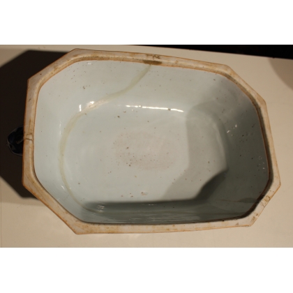 Légumier en porcelaine bleu et blanc
