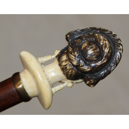 Canne pommeau en ivoire sculpté buste de femme