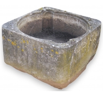 Square water trough, Jura ston