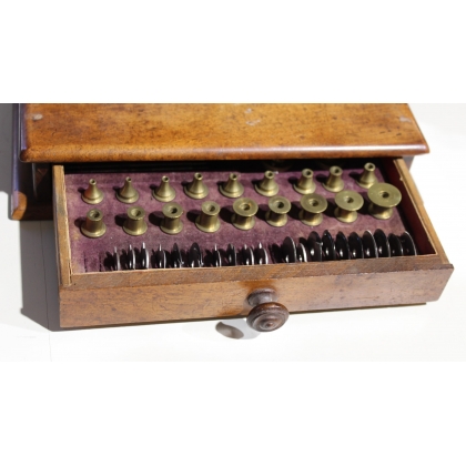 Watchmaker’s rounding lathe