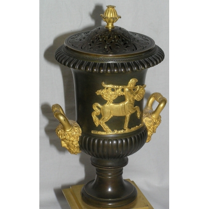  Paire de vases Empire. sur  Moinat SA  - Antiquités décoration