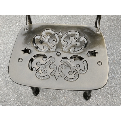 Chaise \"Lierre\" en fonte coloris vieux bronze