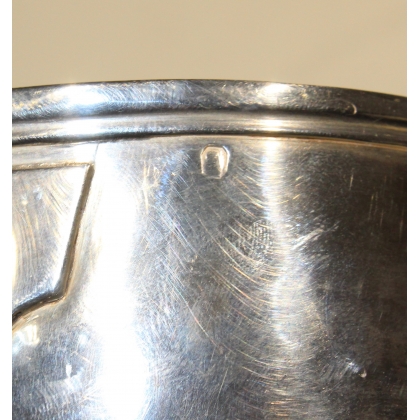 Casserole Restaurion en argent, monogrammée R J
