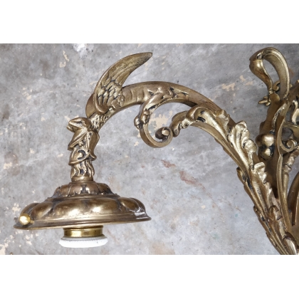 Lustre et deux appliques \"Dragon\" en bronze