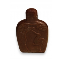 Snuff bottle en pierre dure violette