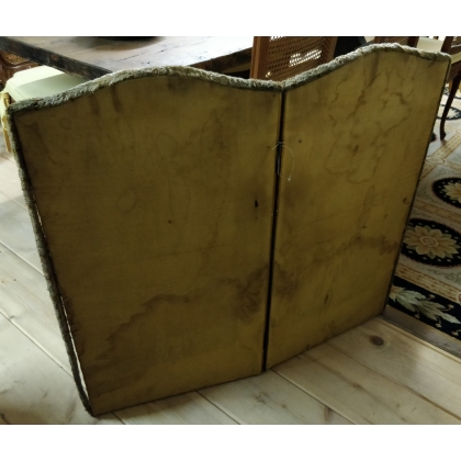 Small two-panel screen in yellow velvet