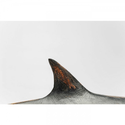 Requin en résine sur une base en métal noir