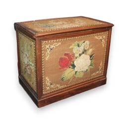 Chest covered in embroidery. At  Moinat SA  - Antiques and home décor