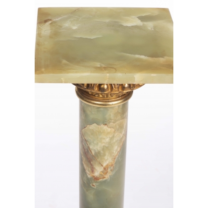 Colonne en onyx vert et bronze doré