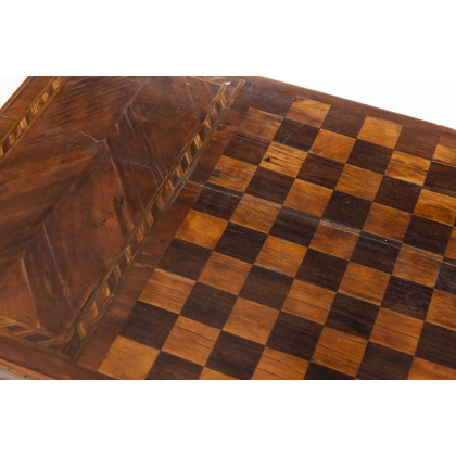 Table à jeux Louis XV Bernoise