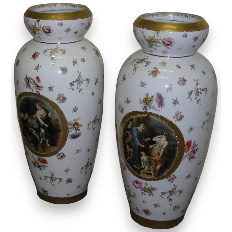 Pair of vases. From  Moinat SA  - Antiques and home décor