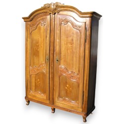  Armoire fribourgeoise. sur  Moinat SA  - Antiquités décoration