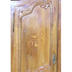  Armoire fribourgeoise. sur  Moinat SA  - Antiquités décoration