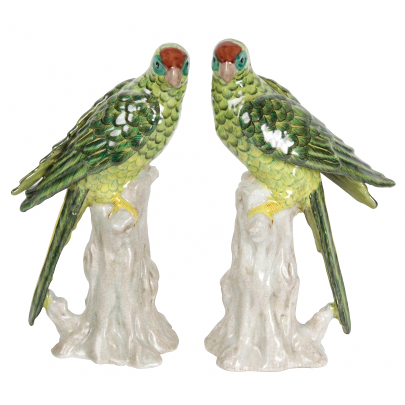 Paire de perroquets verts en porcelaine