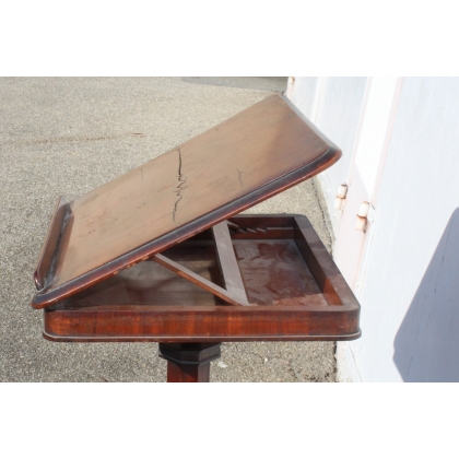 Adjustable English mahogany lectern