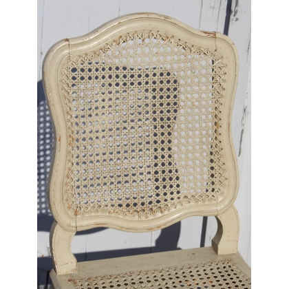 Chaise Louis XV cannée et laquée