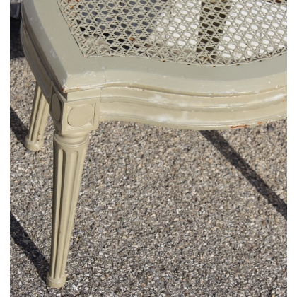 Chaise Louis XVI cannée et laquée