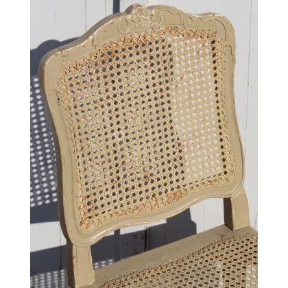Chaise Louis XV cannée et laquée